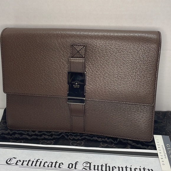 Authentic GUCCI brown leather clutch wristlet bag with dustcover COA and card - Picture 4 of 11